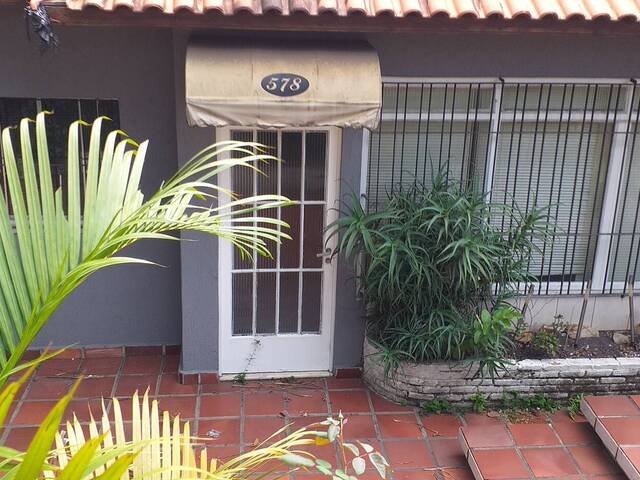#135 - Casa para Venda em São Paulo - SP - 1