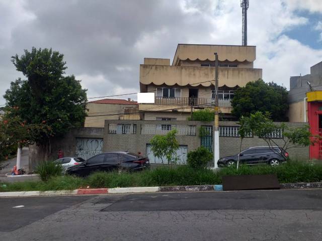 Locação em Parque Císper - São Paulo